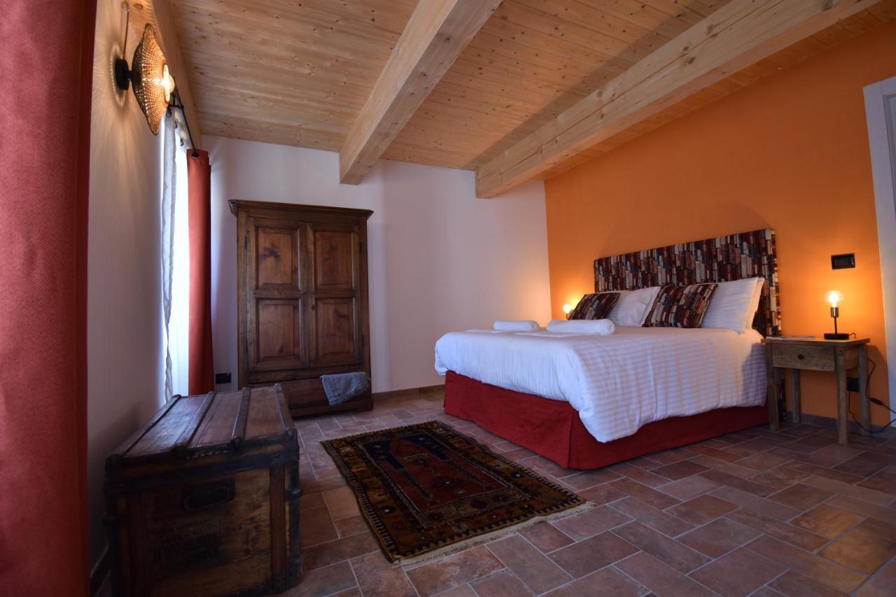 Hotel Cascina Tre Botti à Agliano Terme Extérieur photo
